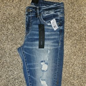 WOMENS BUCKLE SKINNY JEANS